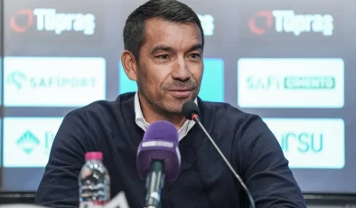 Van Bronckhorst: Fırsatları Gole Çevirme Konusunda Gelişmeliyiz